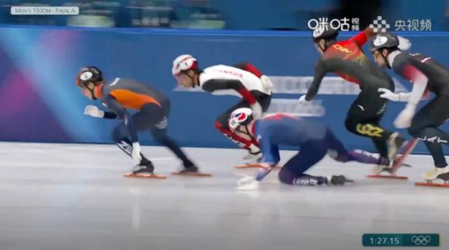华体会登录入口-被英国人犯规撞倒，孙龙刘少昂无缘短道1500米奖牌